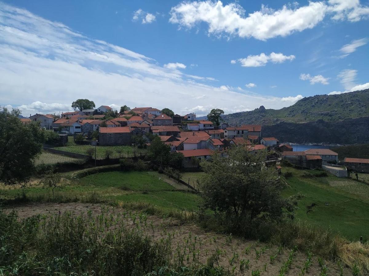 فيلا Pe Na Aldeia Outeiro  المظهر الخارجي الصورة